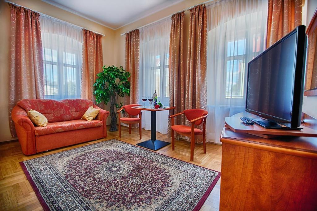 Hotel Restauracja Caspar Jelenia Gora Ngoại thất bức ảnh